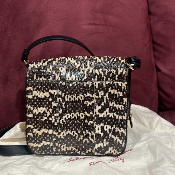 Salvatore Ferragamo Cross Body - Picture 3 of 5